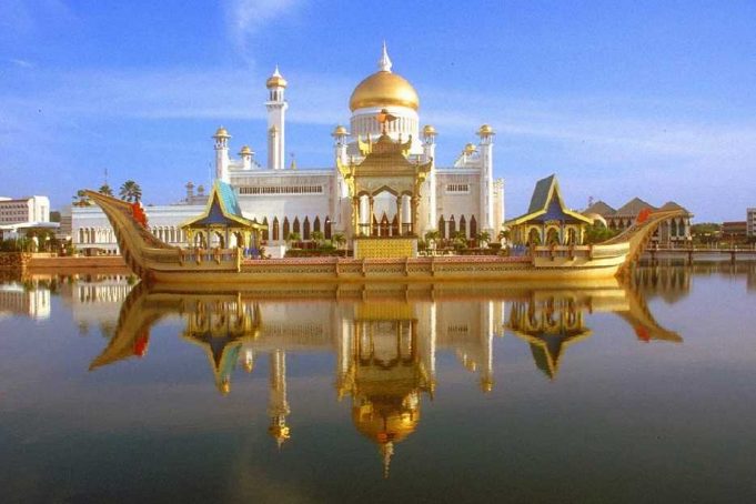 Paket Tour Brunei 3 Hari 2 Malam