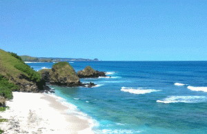 Menikmati Keindahan Pantai Senggigi Lombok